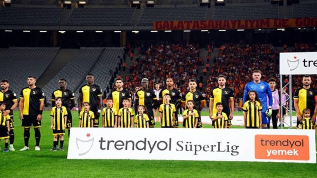 Fenerbahçe ve Galatasaray'ın efsanesi İstanbulspor'un başına geçiyor! Sürpriz gelişme az önce açıklandı 1